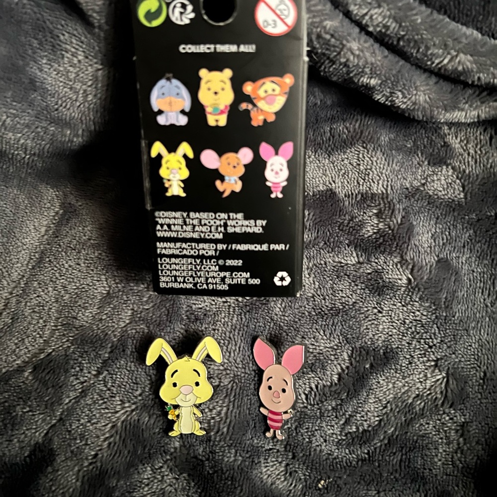 Loungefly Winnie the Pooh pins lot